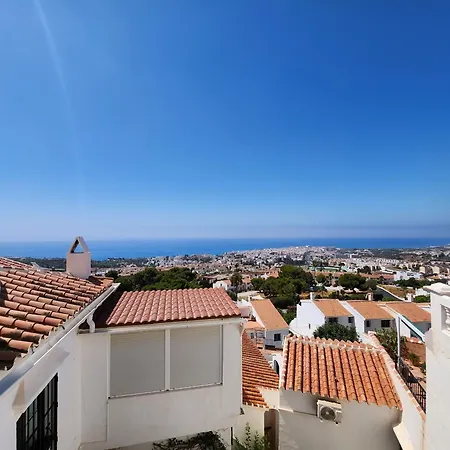 R1370 Mandarinos 61 Апартаменты Нерха