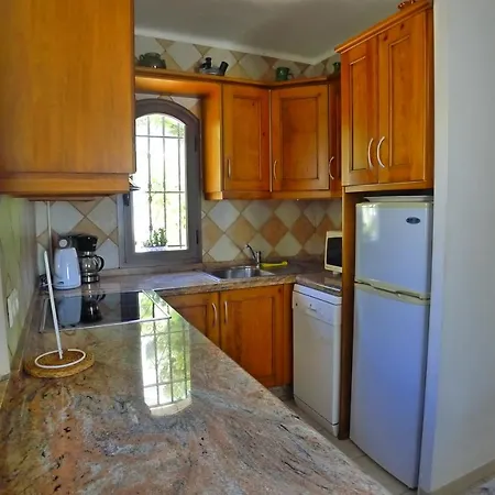 R1370 Mandarinos 61 Daire Nerja