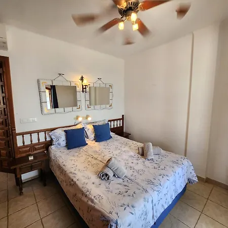 R1370 Mandarinos 61 Daire Nerja