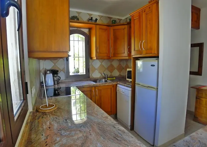 R1370 Mandarinos 61 Apartment Nerja