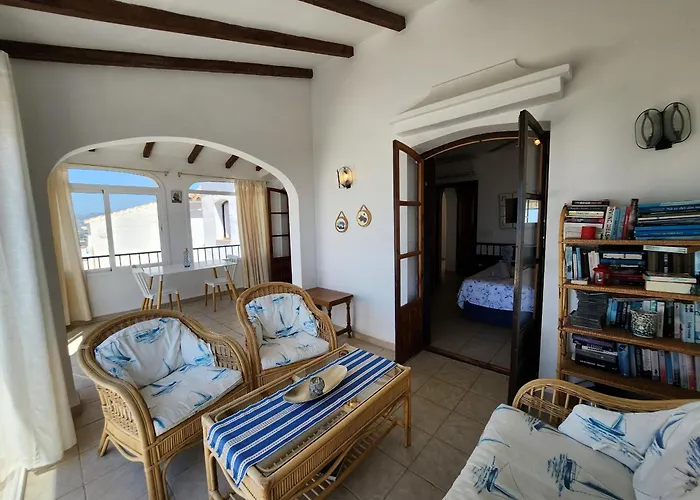 R1370 Mandarinos 61 Apartment *