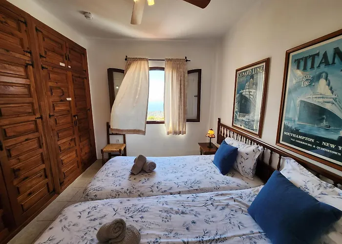 R1370 Mandarinos 61 Nerja