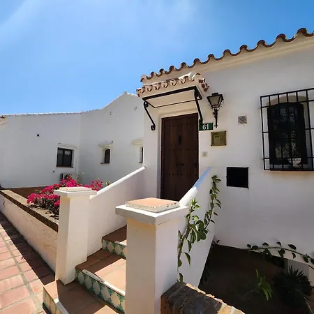 Apartment R1370 Mandarinos 61 *